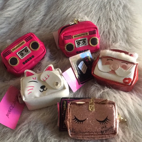 NWT Betsey Johnson pillbox and case - Picture 1 of 3